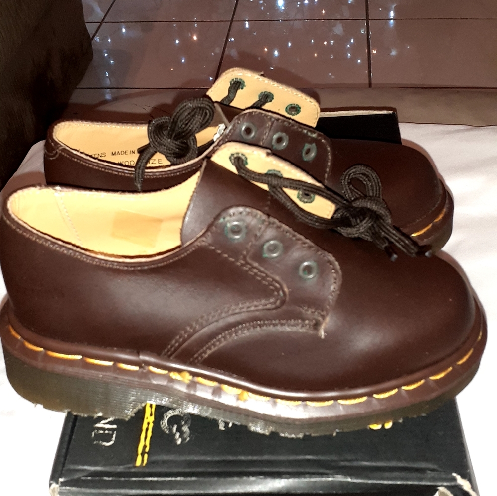 Dr. Martens kids shoes, size USA 12, NWOT
